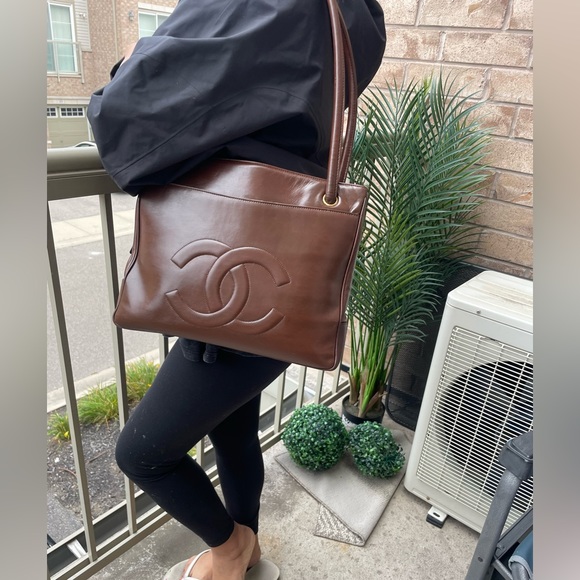 Vintage Chanel Shoulder Bag - Picture 13 of 13